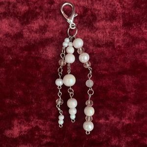 PINK PEARL KEYCHAIN
